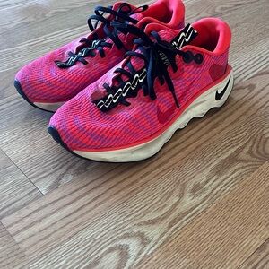 Nike Pink and Black Women's Running Sneakers